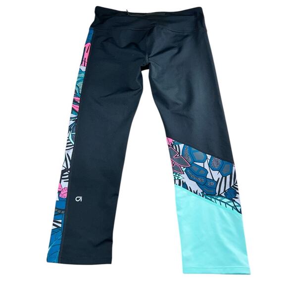 Women's GapFit Black Crop Athletic Leggings Sz Medium Thick Fitted 23" Inseam - Picture 5 of 6